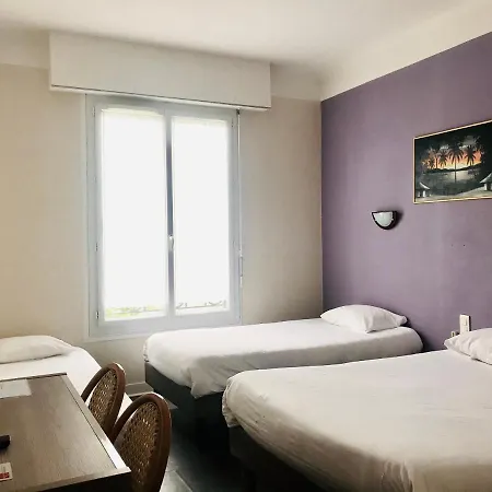Le Bretagne Hotel