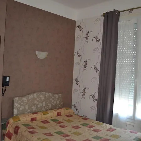 Le Bretagne 2* Saint-Nazaire (Loire-Atlantique)