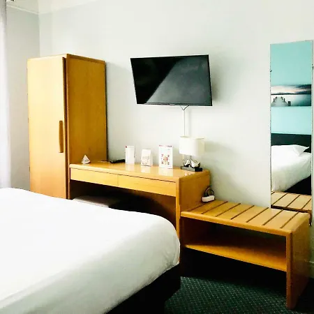 Le Bretagne Hotel