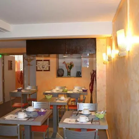 Hotel Le Bretagne 2*