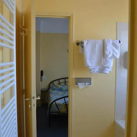 Le Bretagne 2* Saint-Nazaire (Loire-Atlantique)